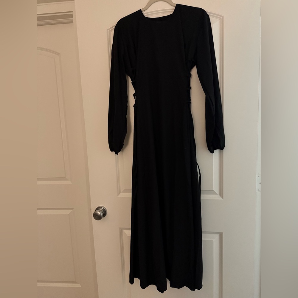 Elegant Black Long Sleeve Dress